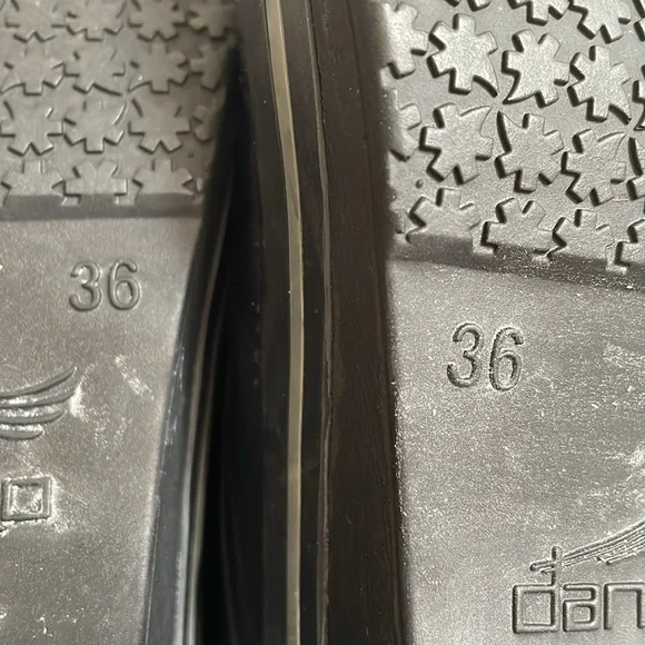 Dansko Womens Vail Black Coated Canvas Outdoor Ankle Rain Boots size 36 EU - Picture 9 of 10